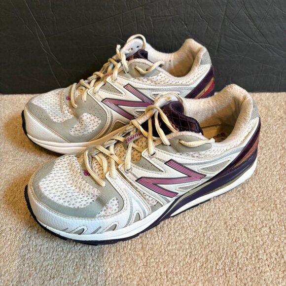 New Balance 1540 Women's Running Shoes Size 9 Gray Pink W1540WP1 - Picture 3 of 10
